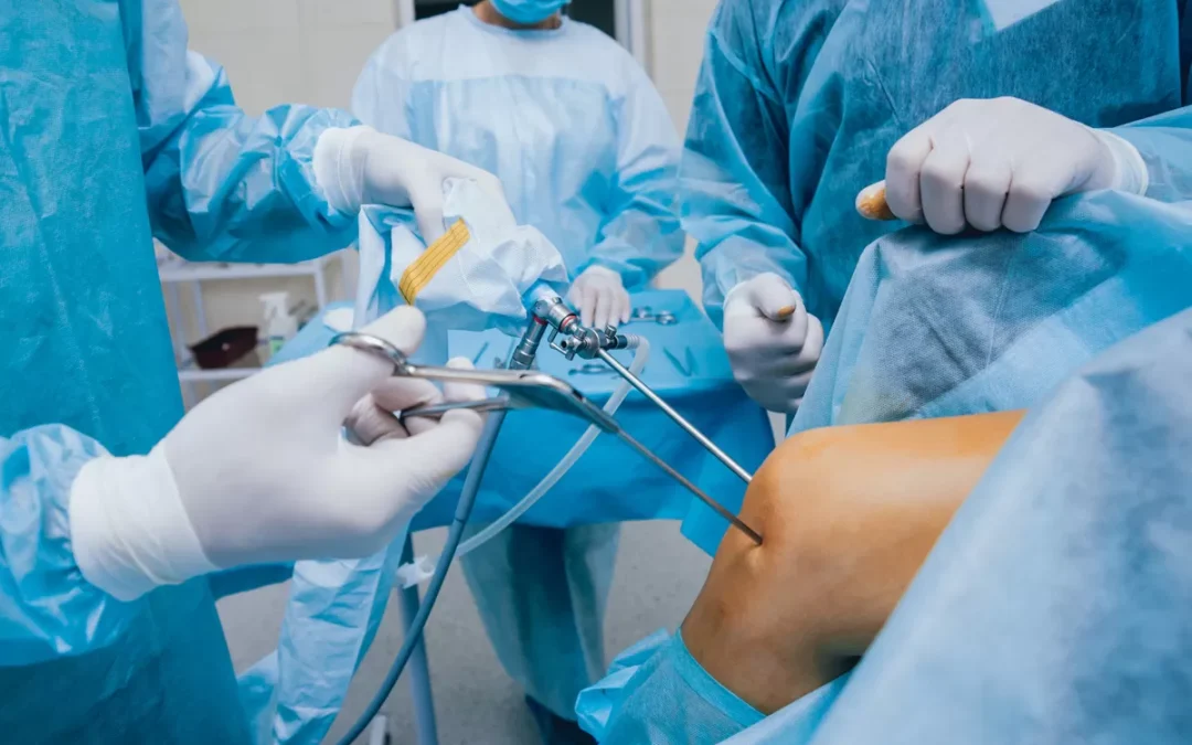 Synolis VA: efectos en pacientes con artroscopia total de rodilla